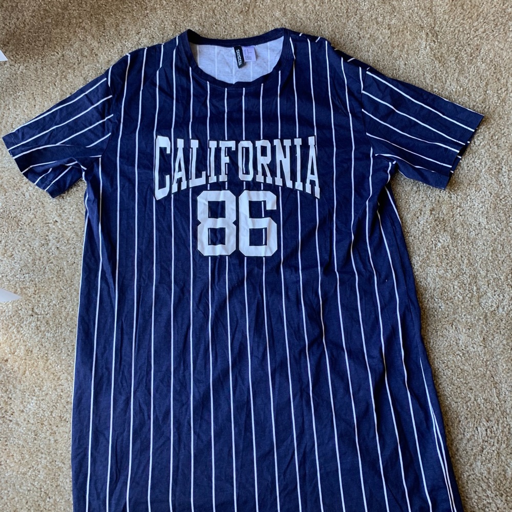 T-shirt dress